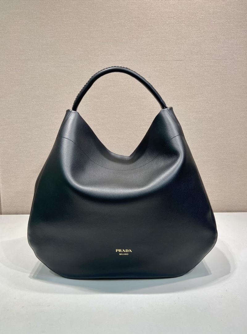 Pra*a tote bags